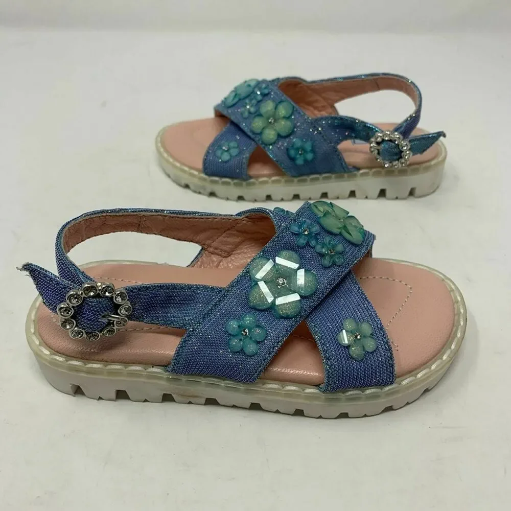 Mi Mi‎ Sol cross strap with flower embellishment size 26 / 9.5 US